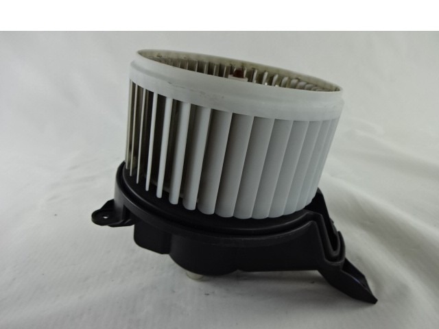 BLOWER UNIT OEM N. 13335075 ORIGINAL PART ESED OPEL CORSA D (02/2011 - 2014) BENZINA 12  YEAR OF CONSTRUCTION 2014