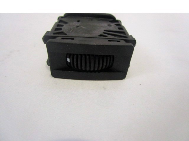 CONTROL ELEMENT LIGHT OEM N.  ORIGINAL PART ESED MERCEDES CLASSE A W169 5P C169 3P RESTYLING (05/2008 - 2012) DIESEL 20  YEAR OF CONSTRUCTION 2010