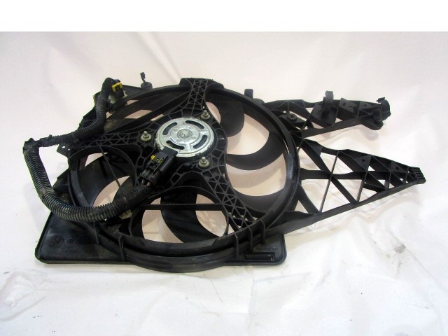 RADIATOR COOLING FAN ELECTRIC / ENGINE COOLING FAN CLUTCH . OEM N. 51813582 ORIGINAL PART ESED ALFA ROMEO MITO 955 (2008 - 2018) DIESEL 16  YEAR OF CONSTRUCTION 2009