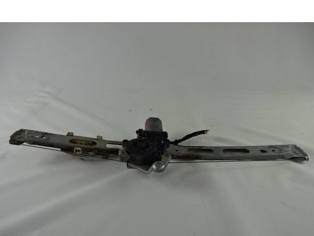 FRONT DOOR WINDSCREEN MOTOR OEM N. 2108202542 ORIGINAL PART ESED MERCEDES CLASSE A W168 V168 RESTYLING (2001 - 2005) BENZINA 14  YEAR OF CONSTRUCTION 2001