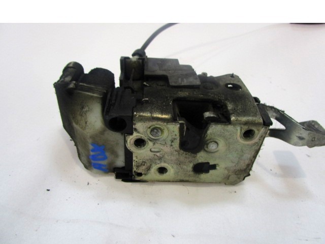 CENTRAL LOCKING OF THE RIGHT FRONT DOOR OEM N. 1334644080 ORIGINAL PART ESED FIAT DUCATO (2002 - 2006)DIESEL 23  YEAR OF CONSTRUCTION 2002