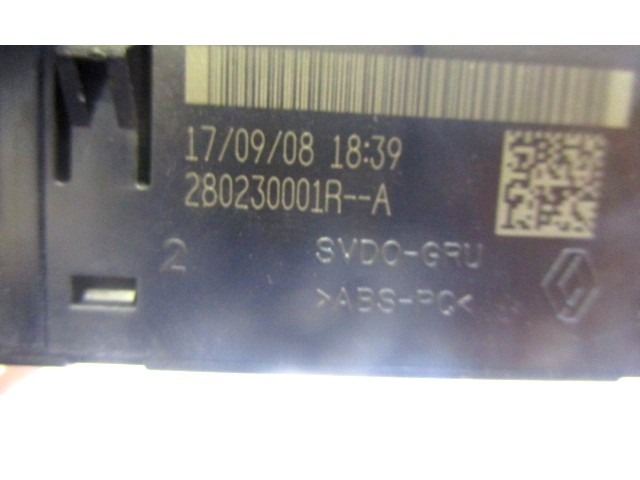 USB / AUX PORT OEM N. 280230001R ORIGINAL PART ESED RENAULT MEGANE MK3 BER/SPORTOUR/ESTATE (2009 - 2015) BENZINA 16  YEAR OF CONSTRUCTION 2010