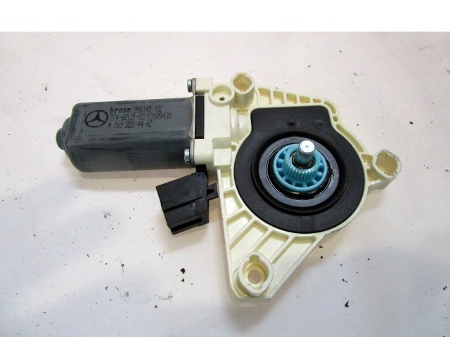 FRONT DOOR WINDSCREEN MOTOR OEM N. A1698204442 ORIGINAL PART ESED MERCEDES CLASSE A W169 5P C169 3P RESTYLING (05/2008 - 2012) BENZINA 15  YEAR OF CONSTRUCTION 2009