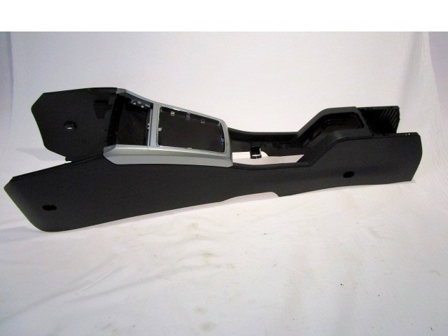 TUNNEL OBJECT HOLDER WITHOUT ARMREST OEM N. 13186362 ORIGINAL PART ESED OPEL ASTRA H L48,L08,L35,L67 5P/3P/SW (2004 - 2007) DIESEL 17  YEAR OF CONSTRUCTION 2006