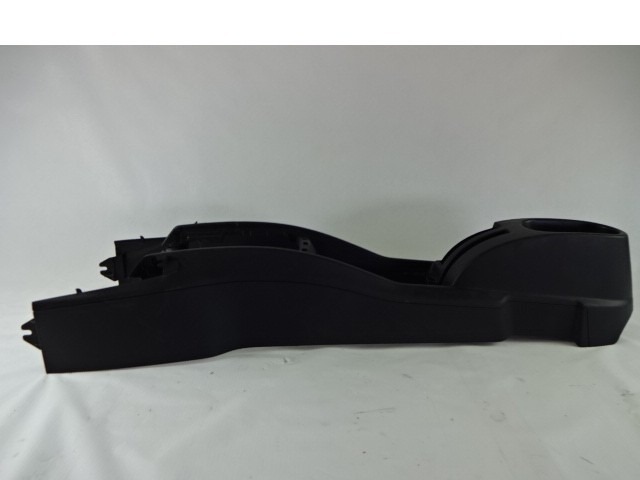 TUNNEL OBJECT HOLDER WITHOUT ARMREST OEM N. 7589EV ORIGINAL PART ESED PEUGEOT 207 / 207 CC WA WC WK (2006 - 05/2009) DIESEL 14  YEAR OF CONSTRUCTION 2006