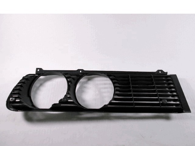 GRILLES . OEM N. 51131817569 ORIGINAL PART ESED BMW SERIE 5 E12 (1972 - 1981)BENZINA 20  YEAR OF CONSTRUCTION 1972