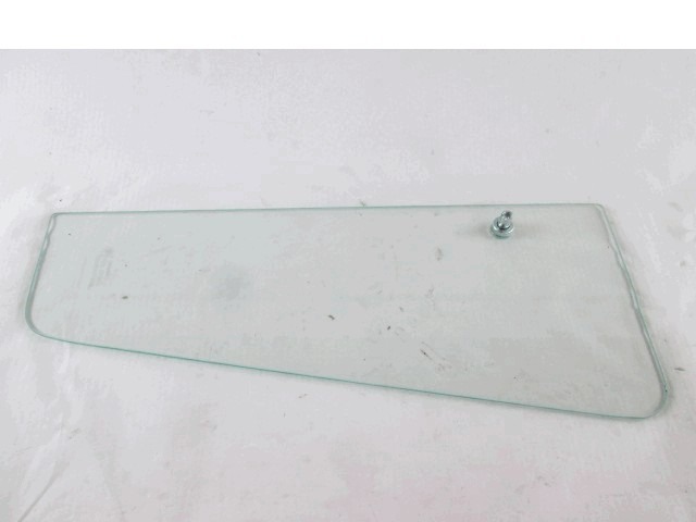 FIXED DOOR WINDOW, RIGHT OEM N.  ORIGINAL PART ESED FIAT 684 N NP T TL TP (1970 - 1980)DIESEL 98  YEAR OF CONSTRUCTION 1970