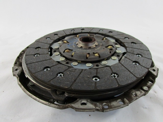 CLUTCH OEM N. 022141031S ORIGINAL PART ESED VOLKSWAGEN PASSAT B6 3C BER/SW (2005 - 09/2010)  DIESEL 20  YEAR OF CONSTRUCTION 2007