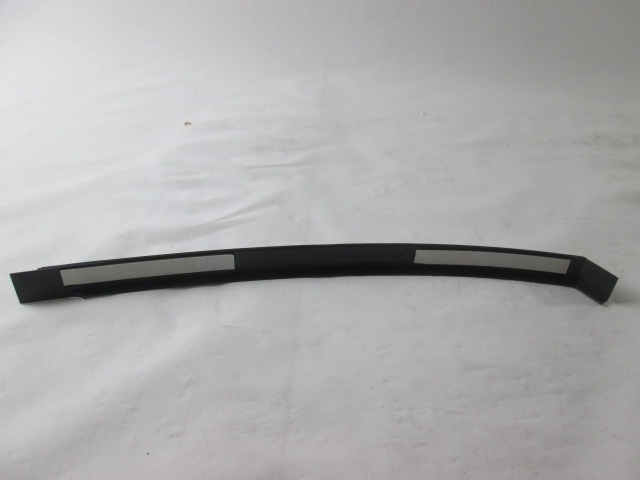 PROTECTIVE RUBBER STRIP, FRONT OEM N. 504058639 ORIGINAL PART ESED IVECO DAILY MK3 (1999 - 2006)DIESEL 28  YEAR OF CONSTRUCTION 2000