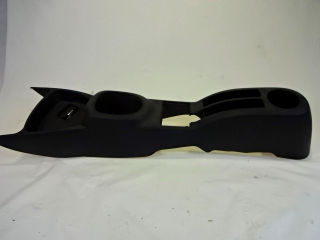 TUNNEL OBJECT HOLDER WITHOUT ARMREST OEM N. 58910-0D010 ORIGINAL PART ESED TOYOTA YARIS (01/2006 - 2009) BENZINA 13  YEAR OF CONSTRUCTION 2008