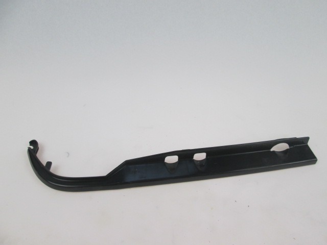 PROTECTIVE RUBBER STRIP, FRONT OEM N. 811853836 ORIGINAL PART ESED AUDI 80 81 85 B2 BER/SW/COUPE (1978 - 1986)BENZINA 16  YEAR OF CONSTRUCTION 1978