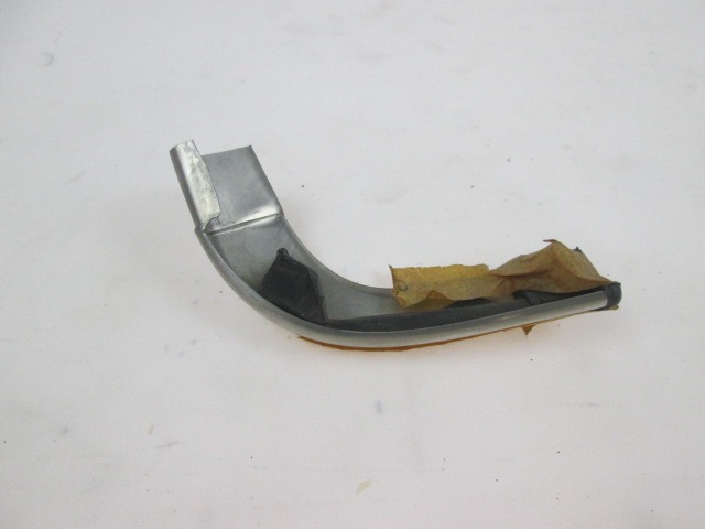 MOUNTING PARTS BUMPER, REAR OEM N.  ORIGINAL PART ESED AUDI 80 81 85 B2 BER/SW/COUPE (1978 - 1986)BENZINA 16  YEAR OF CONSTRUCTION 1983