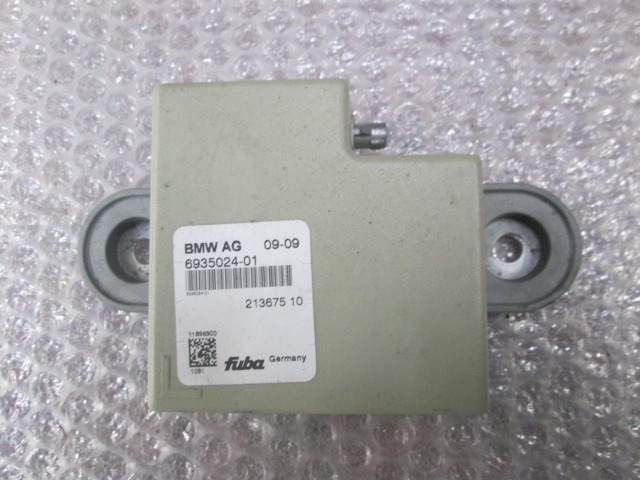 AMPLIFICATORE / CENTRALINA ANTENNA OEM N. 6935024 ORIGINAL PART ESED BMW SERIE X5 E70 (2006 - 2010) DIESEL 30  YEAR OF CONSTRUCTION 2010