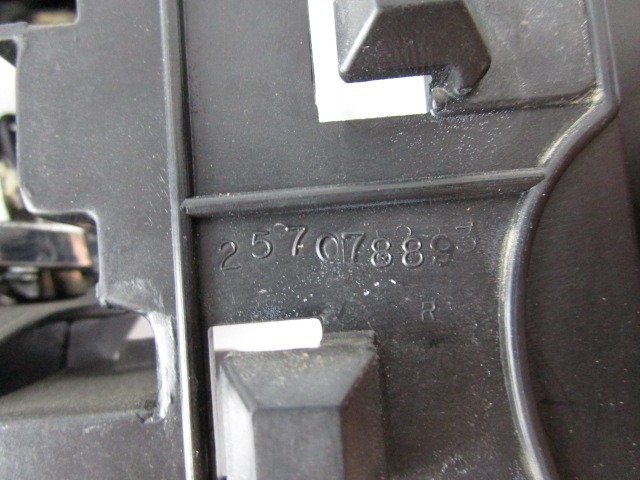 DOOR HANDLE INSIDE OEM N. 25707889 ORIGINAL PART ESED CADILLAC SRX (2004 - 2009) BENZINA 36  YEAR OF CONSTRUCTION 2005