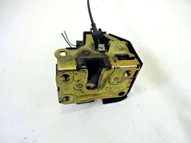 CENTRAL LOCKING OF THE RIGHT FRONT DOOR OEM N. 8200194285 ORIGINAL PART ESED RENAULT SCENIC/GRAND SCENIC (1999 - 2003) DIESEL 19  YEAR OF CONSTRUCTION 2002