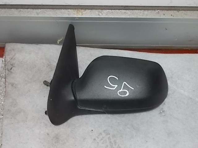 OUTSIDE MIRROR LEFT . OEM N.  SPARE PART USED CAR MAZDA 2 (2003 - 2007) DISPLACEMENT 13 BENZINA YEAR OF CONSTRUCTION 2005