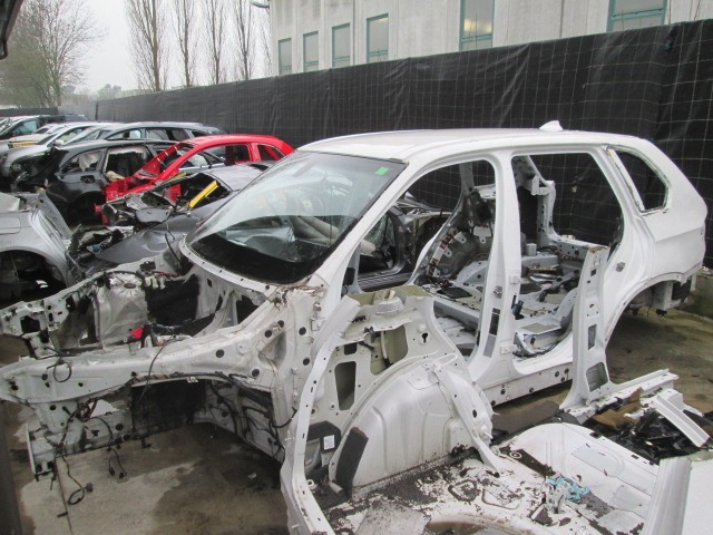 BMW X5 3.0 D 173 E 70 KW FRAME FULL BODY sectioned