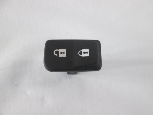 VARIOUS SWITCHES OEM N. 30773334 ORIGINAL PART ESED VOLVO V50 (DAL 06/2007) DIESEL 20  YEAR OF CONSTRUCTION 2011