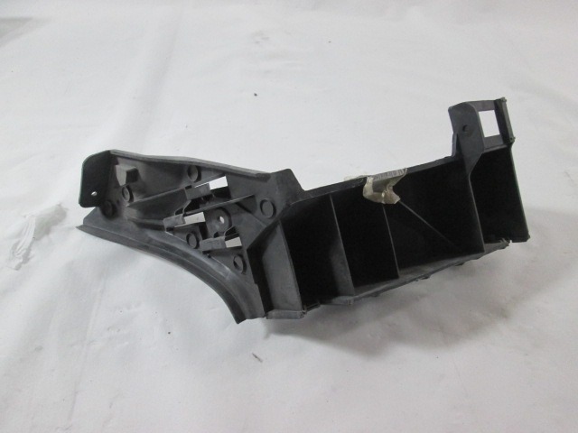 MOUNTING PARTS BUMPER, REAR OEM N. 6Q6807376 ORIGINAL PART ESED VOLKSWAGEN POLO (2005 - 10/2009) BENZINA 14  YEAR OF CONSTRUCTION 2008