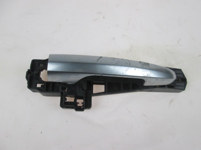 LEFT REAR EXTERIOR HANDLE OEM N. 735596627 ORIGINAL PART ESED FIAT 500 L CINQUECENTO L (2012 IN POI) DIESEL 16  YEAR OF CONSTRUCTION 2014