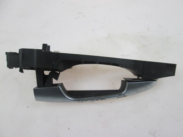 LEFT REAR EXTERIOR HANDLE OEM N. 735596627 ORIGINAL PART ESED FIAT 500 L CINQUECENTO L (2012 IN POI) DIESEL 16  YEAR OF CONSTRUCTION 2014