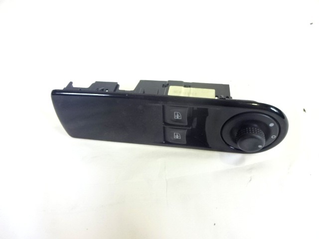 SWITCH WINDOW LIFTER OEM N. 254118044R ORIGINAL PART ESED RENAULT CLIO MK4 (2012 - 2019)BENZINA 12  YEAR OF CONSTRUCTION 2013