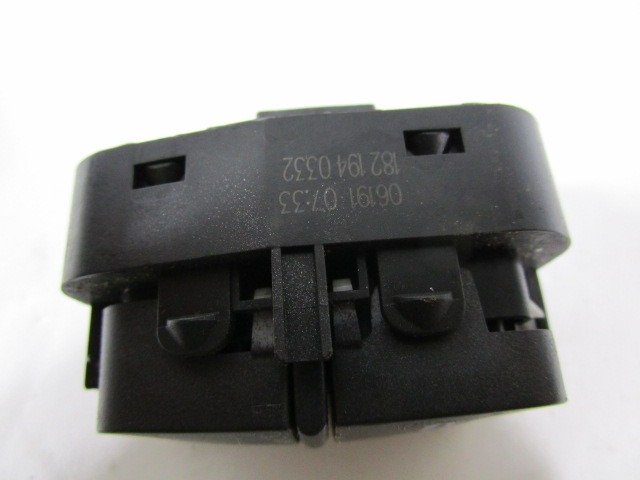 SWITCH WINDOW LIFTER OEM N. 1821940332 ORIGINAL PART ESED FIAT CROMA (2005 - 10/2007)  DIESEL 19  YEAR OF CONSTRUCTION 2006
