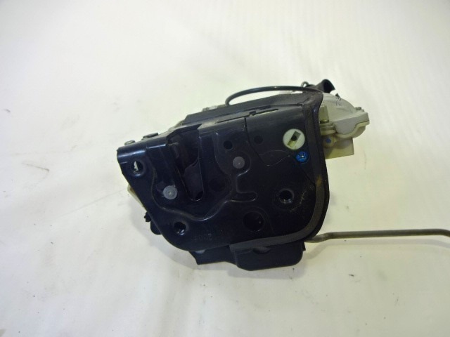 CENTRAL LOCKING OF THE RIGHT FRONT DOOR OEM N. 8E1837016AA ORIGINAL PART ESED AUDI A4 8EC 8ED 8HE B7 BER/SW/CABRIO (2004 - 2007) DIESEL 20  YEAR OF CONSTRUCTION 2006