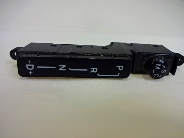 VARIOUS SWITCHES OEM N. A2115420810 ORIGINAL PART ESED MERCEDES CLASSE E W211 BER/SW (03/2002 - 05/2006) DIESEL 32  YEAR OF CONSTRUCTION 2004
