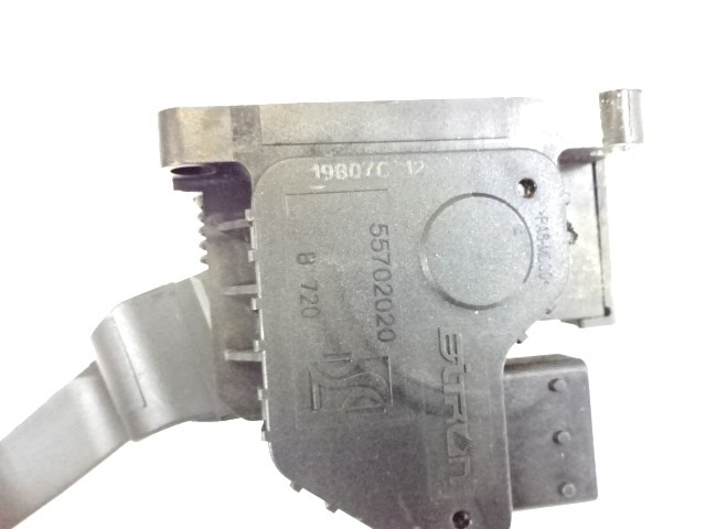 PEDALS & PADS  OEM N. 55702020 ORIGINAL PART ESED OPEL CORSA D (2006 - 2011) BENZINA 12  YEAR OF CONSTRUCTION 2007