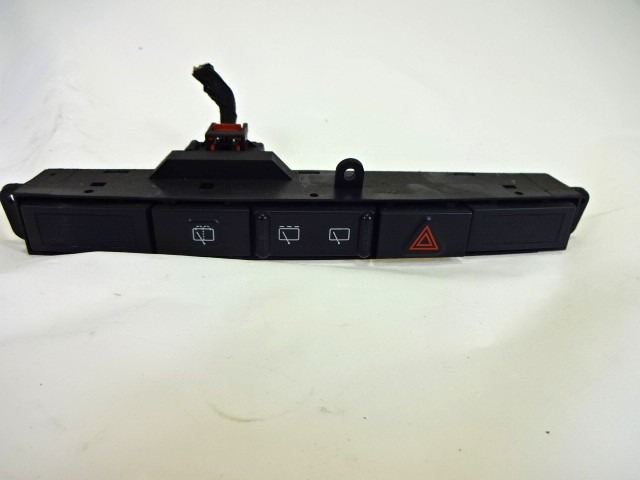 SWITCH HAZARD WARNING/CENTRAL LCKNG SYST OEM N. 04685925AA ORIGINAL PART ESED CHRYSLER VOYAGER/GRAN VOYAGER RG RS MK4 (2001 - 2007) DIESEL 25  YEAR OF CONSTRUCTION 2001