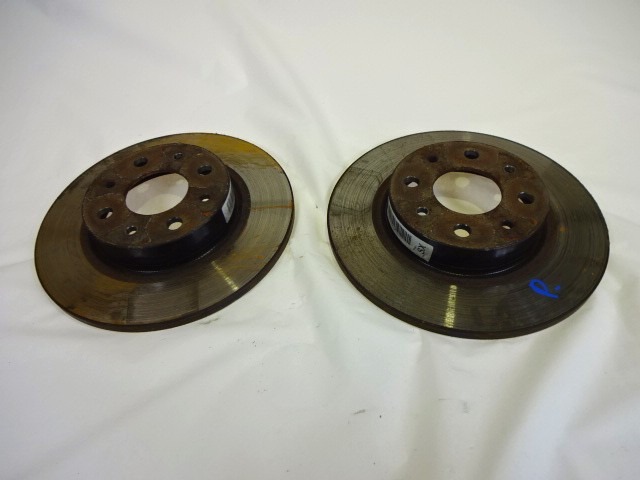 BRAKE DISC REAR OEM N. 51813705 ORIGINAL PART ESED ALFA ROMEO MITO 955 (2008 - 2018) DIESEL 13  YEAR OF CONSTRUCTION 2014