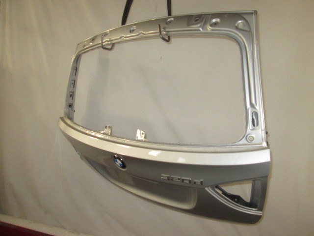 TRUNK LID OEM N. 41627166105 ORIGINAL PART ESED BMW SERIE 3 BER/SW/COUPE/CABRIO E90/E91/E92/E93 (2005 - 08/2008) DIESEL 20  YEAR OF CONSTRUCTION 2007