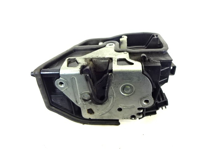 CENTRAL DOOR LOCK REAR LEFT DOOR OEM N. 7167075 ORIGINAL PART ESED BMW SERIE 1 BER/COUPE/CABRIO E81/E82/E87/E88 LCI RESTYLING (2007 - 2013) DIESEL 20  YEAR OF CONSTRUCTION 2007
