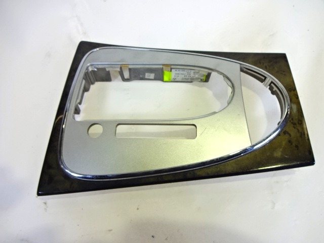 INTERIOR MOULDINGS HIGH-POLISHED OEM N. A2116802436 ORIGINAL PART ESED MERCEDES CLASSE E W211 BER/SW (03/2002 - 05/2006) BENZINA 32  YEAR OF CONSTRUCTION 2005