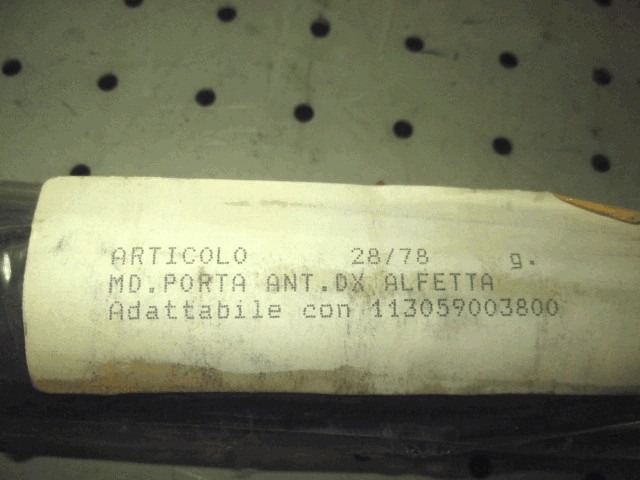 PROFILE, RIGHT FRONT DOOR MOLDINGS OEM N. 1,13059E+11 ORIGINAL PART ESED ALFA ROMEO ALFETTA 116 (1972 - 1984)BENZINA 18  YEAR OF CONSTRUCTION 1972