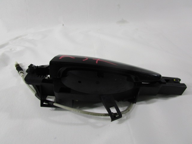 LEFT FRONT DOOR HANDLE OEM N. 51227199835 ORIGINAL PART ESED BMW SERIE 3 BER/SW/COUPE/CABRIO E90/E91/E92/E93 LCI RESTYLING (09/2008 - 2012) DIESEL 20  YEAR OF CONSTRUCTION 2010