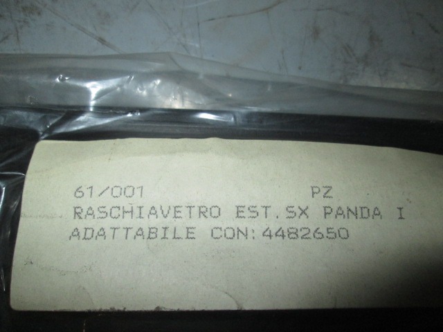 FINISHER, SIDE WINDOW OEM N. 4482650 SPARE PART USED CAR FIAT PANDA 141 (1980 - 1986)- DISPLACEMENT 0.9 BENZINA- YEAR OF CONSTRUCTION 1980