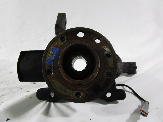 CARRIER, RIGHT FRONT / WHEEL HUB WITH BEARING, FRONT OEM N. 13197801 ORIGINAL PART ESED OPEL ZAFIRA B A05 M75 (2005 - 2008) DIESEL 19  YEAR OF CONSTRUCTION 2006