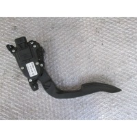 PEDALS & PADS  OEM N. 8200426241 ORIGINAL PART ESED RENAULT TWINGO (09/2006 - 11/2011) BENZINA 12  YEAR OF CONSTRUCTION 2007