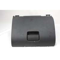 GLOVE BOX OEM N. 4M5X-A06008-AAW ORIGINAL PART ESED FORD FOCUS BER/SW (2005 - 2008) DIESEL 18  YEAR OF CONSTRUCTION 2006