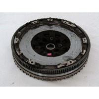 TWIN MASS FLYWHEEL OEM N. A6510303305 SPARE PART USED CAR MERCEDES CLASSE B W246 (2011 - 2018) DISPLACEMENT DIESEL 1,8 YEAR OF CONSTRUCTION 2013