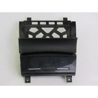 ASHTRAY INSERT OEM N. 8P0857951 SPARE PART USED CAR AUDI A3 MK2 8P 8PA 8P1 (2003 - 2008) DISPLACEMENT DIESEL 2 YEAR OF CONSTRUCTION 2008