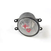 FOG LIGHT RIGHT  OEM N. 81210-0D041 SPARE PART USED CAR TOYOTA YARIS P9 MK2 R (2009 - 2011) DISPLACEMENT BENZINA 1 YEAR OF CONSTRUCTION 2010