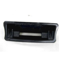 ASHTRAY INSERT OEM N. 8P0857575 SPARE PART USED CAR AUDI A3 MK2R 8P 8PA 8P1 (2008 - 2012) DISPLACEMENT DIESEL 2 YEAR OF CONSTRUCTION 2011