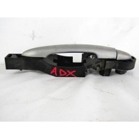 RIGHT FRONT DOOR HANDLE OEM N. 806070046R SPARE PART USED CAR RENAULT CLIO BR0//1 CR0/1 KR0/1 MK3 R (05/2009 - 2013)  DISPLACEMENT BENZINA/GPL 1,2 YEAR OF CONSTRUCTION 2011