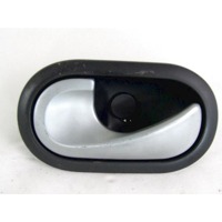 DOOR HANDLE INSIDE OEM N. 8200730861 SPARE PART USED CAR RENAULT CLIO BR0//1 CR0/1 KR0/1 MK3 R (05/2009 - 2013)  DISPLACEMENT BENZINA/GPL 1,2 YEAR OF CONSTRUCTION 2011