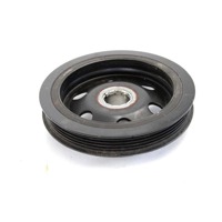 PULLEY OEM N. A2700300503 SPARE PART USED CAR MERCEDES CLASSE A W176 (2012 - 2018) DISPLACEMENT BENZINA 1,6 YEAR OF CONSTRUCTION 2014