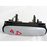 RIGHT FRONT DOOR HANDLE OEM N. 8E0839207 SPARE PART USED CAR AUDI A3 MK2 8P 8PA 8P1 (2003 - 2008) DISPLACEMENT DIESEL 1,9 YEAR OF CONSTRUCTION 2003