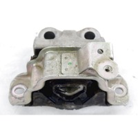ENGINE SUPPORT OEM N. 55702833 SPARE PART USED CAR FIAT 500 L CINQUECENTO L L0 (DAL 2012)  DISPLACEMENT DIESEL 1,3 YEAR OF CONSTRUCTION 2016